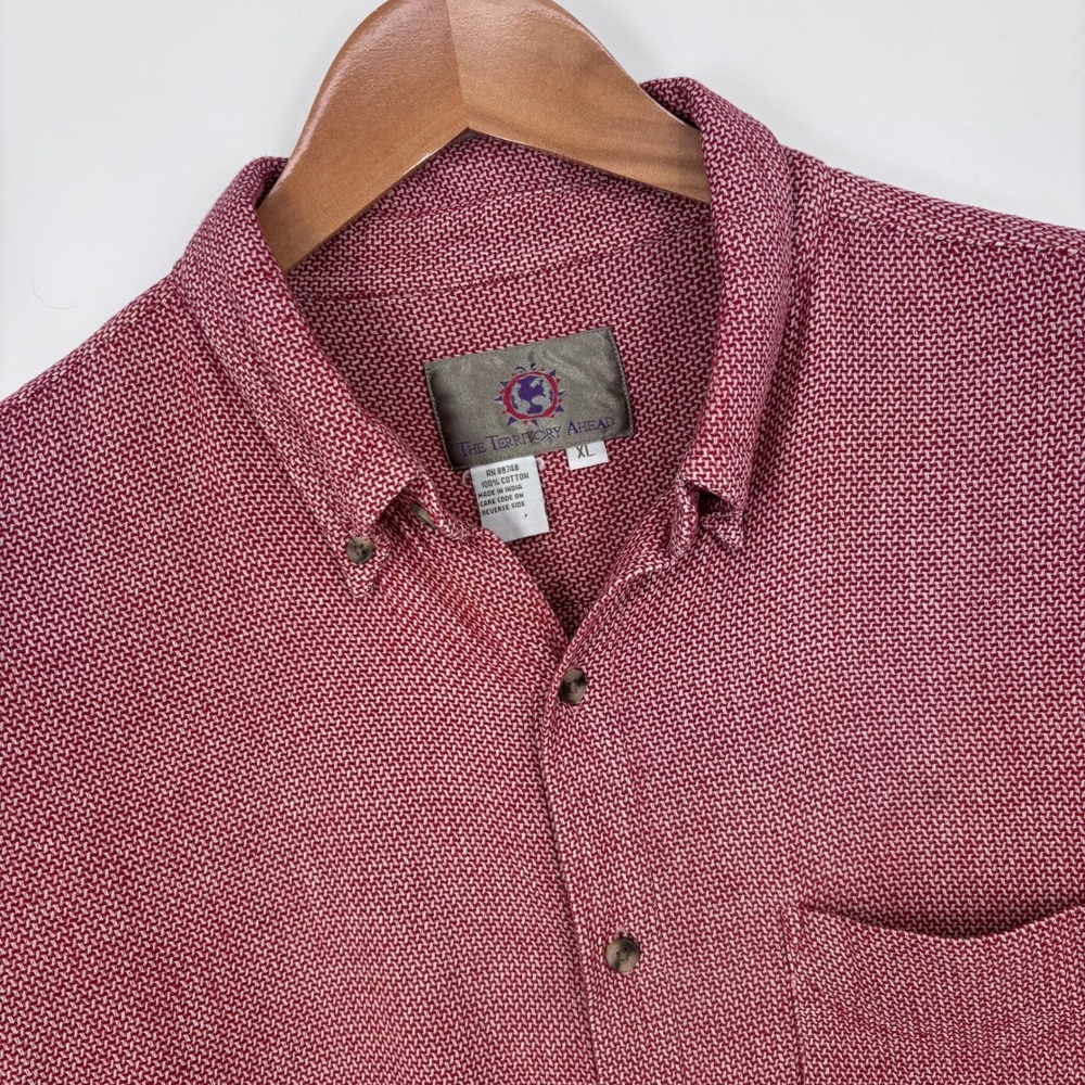 VTG The Territory Ahead Woven Cotton Button Down Shirt Mens XL Red Textured